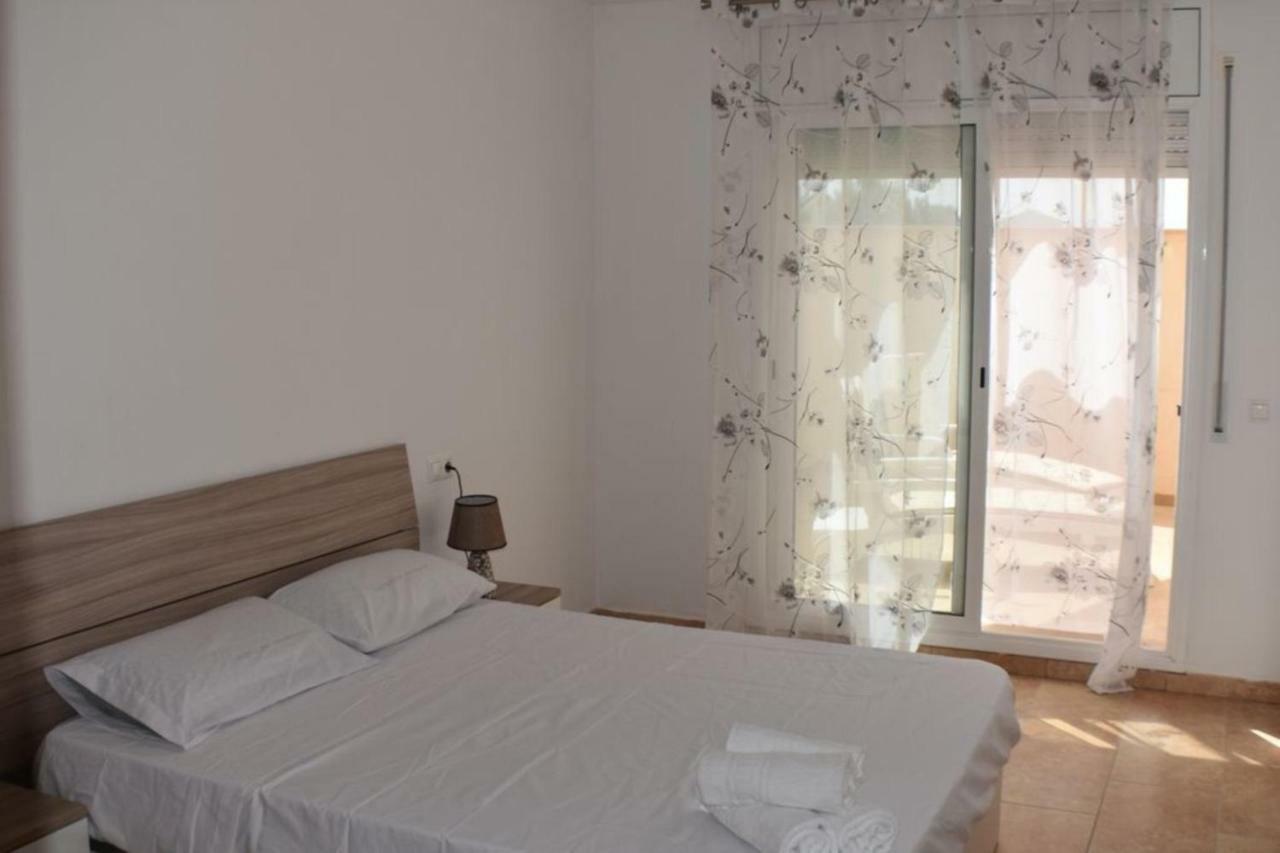 Aube Apartman Deltebre Kültér fotó